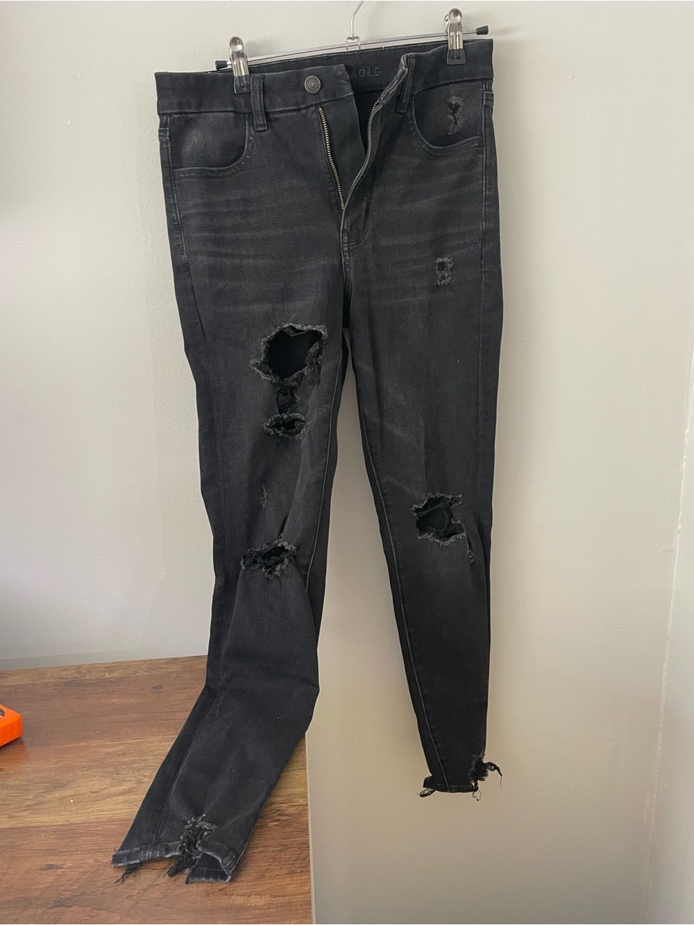 Black Distressed Women’s Jeans